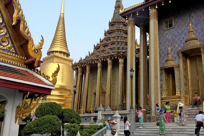 Bangkok Grand Palace Tour with Convenient Hotel Transfer - Gems Gallery International: the detour you may actually enjoy