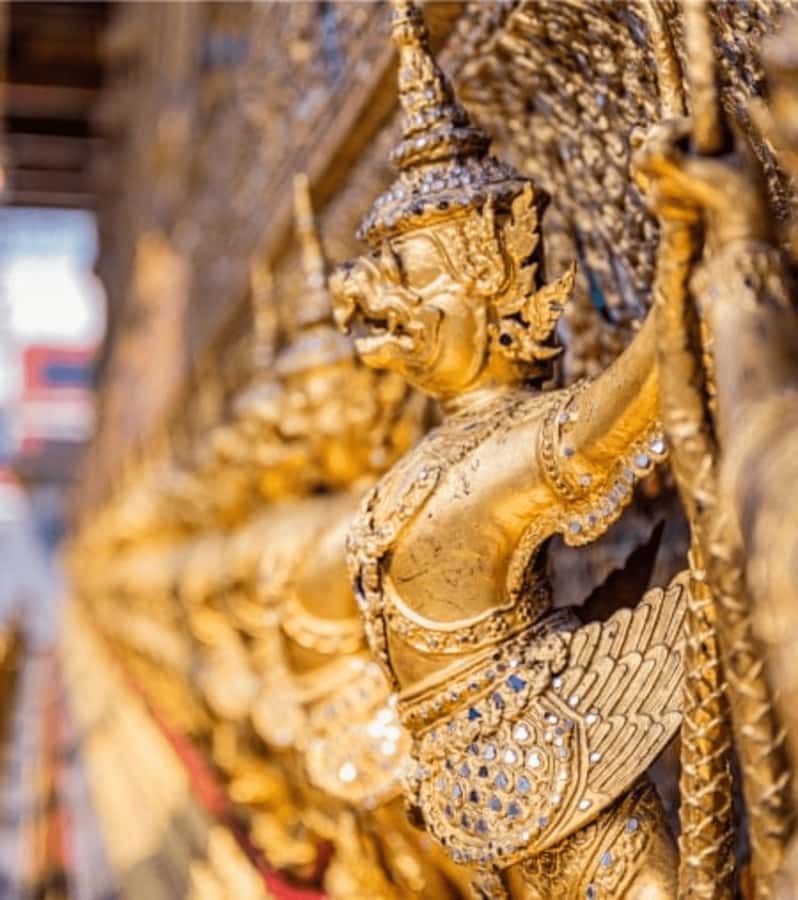Bangkok: Grand Palace, Wat Pho and Wat Arun - Who should book this Bangkok temples tour