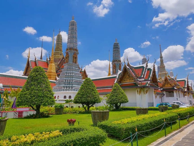 Bangkok: Grand Palace, Wat Pho, Wat Arun Sacred & Local Tour - Key things I’d zero in on