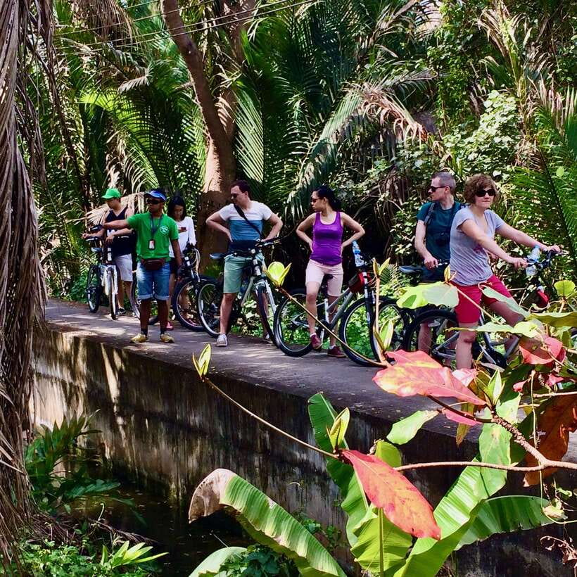 Bangkok green oasis guided bike tour with boat ride - A roadside snack shop stop that feels like a real detour