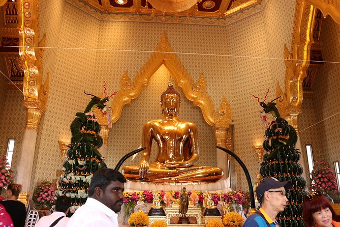 Bangkok Guided Temple Tour With Lunch Private - Grand Palace and Wat Phra Kaew: Bangkok’s Royal Center