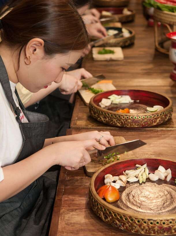 Bangkok: Hands-on Thai Cooking Class and Market Tour - Where the Class Starts, and How to Arrive Without Stress