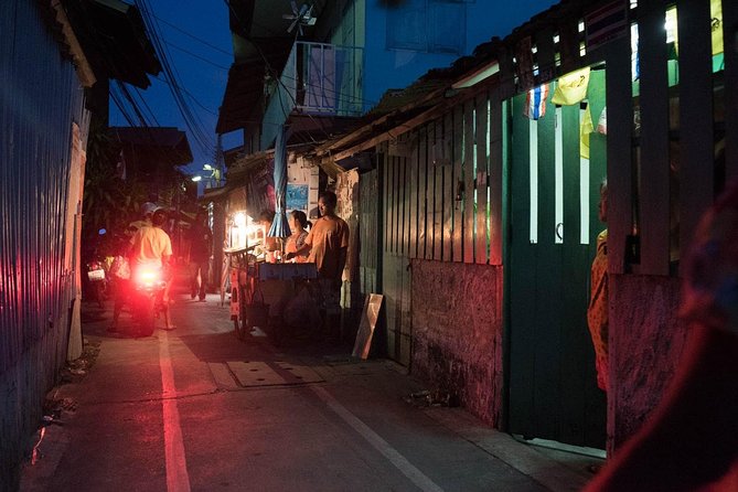 Bangkok Hidden Paths Night Biking Tour with Street-food Meal - Getting the Most From Your Night Bike Skills