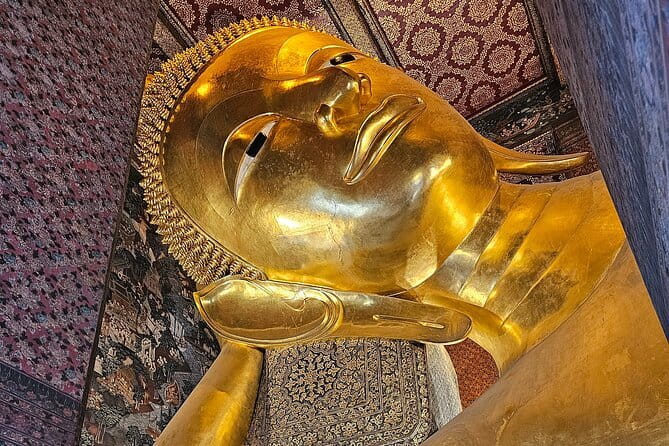 Bangkok History Temples Markets and Food Tasting - Wat Pho Reclining Buddha, where the details matter