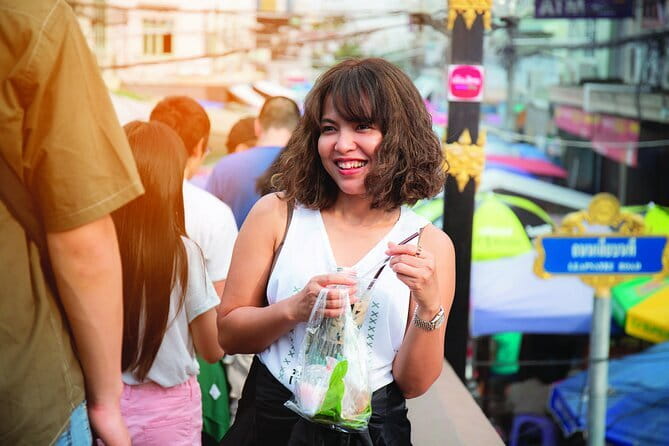 Bangkok History Temples Markets and Food Tasting - Guide power and pacing, from Rio to Elena