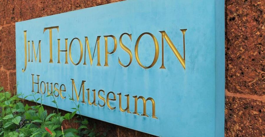 Bangkok: Jim Thompson House and Baan Krua Community Tour - From museum landmark to Baan Krua Nhua on the canal
