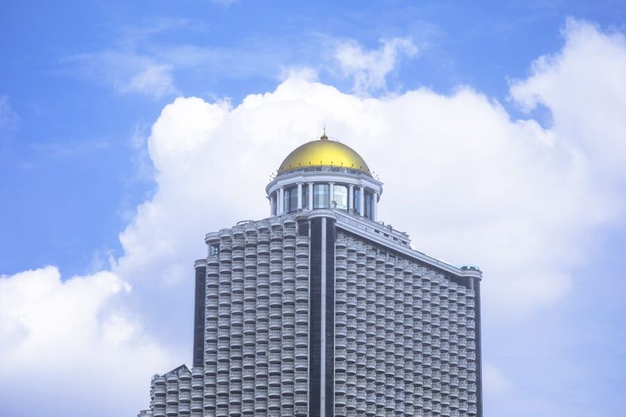 Bangkok: Lebua Rooftop Bar Reservation & Round-Trip Transfer - Key things to know before you go