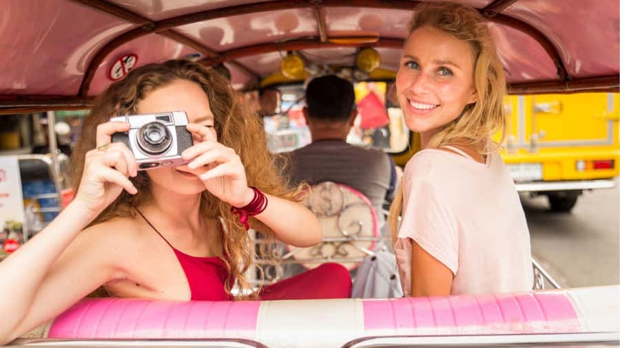 Bangkok: Lebua Sky Bar & China Town Street Food by Tuk Tuk - Pak Khlong Market flower night stroll