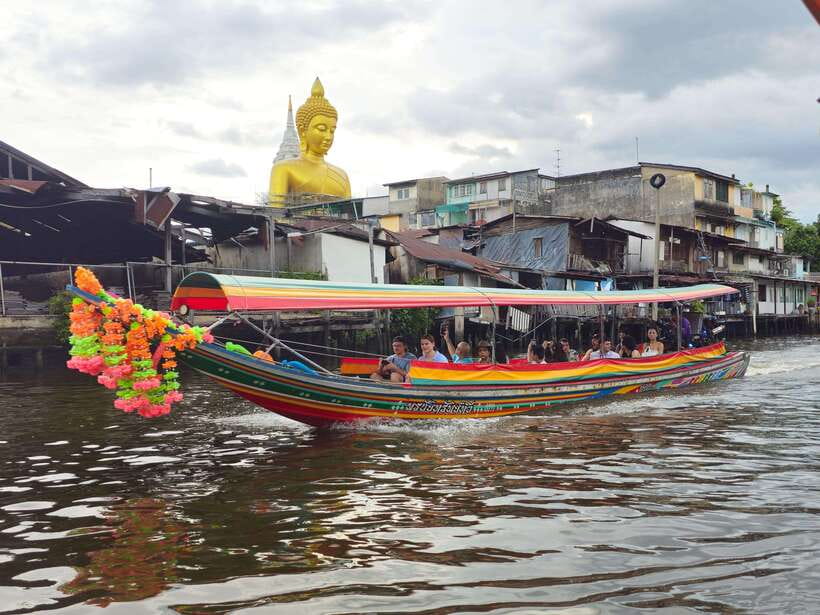 Bangkok Long Boat Canal a Big Buddha & Culture Markets Tour - Timing, watergate locks, and why you should leave a big buffer