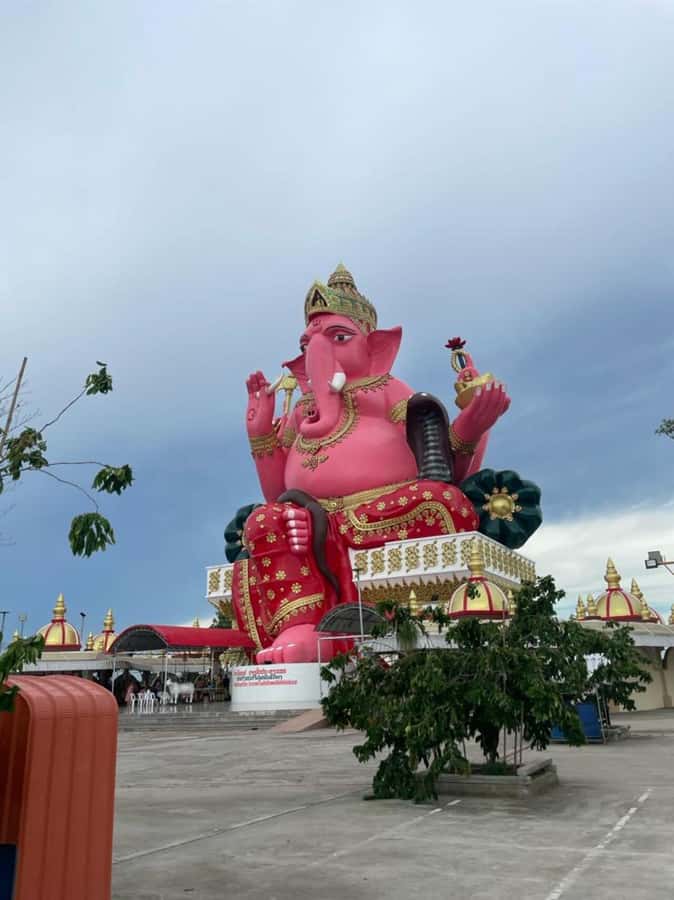 Bangkok: Lord Ganesha Temple Tour - Stop 4, The Khlong Khuean Shri Ganesh International Park Photo Stop
