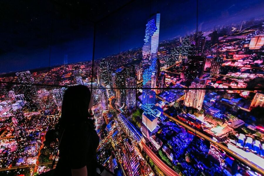 Bangkok: Mahanakhon SkyWalk Entry Ticket with Options - The ride up to King Power Mahanakhon, and what the first decks feel like