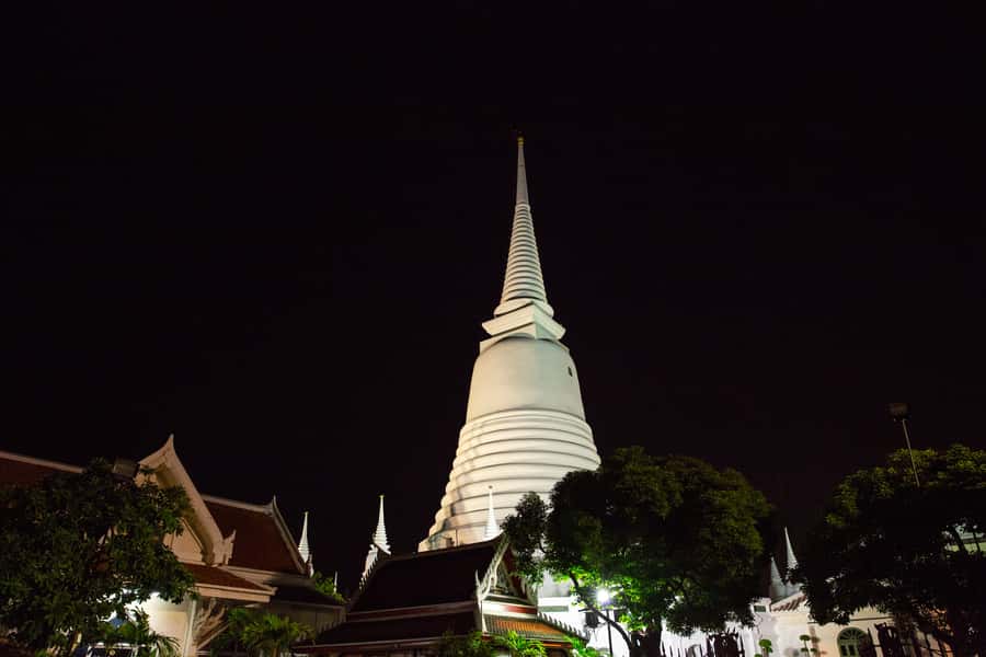 Bangkok: Markets, Temples and Food Night Tour by Tuk Tuk - Who Should Book This Night Tour (and Who Should Skip It)