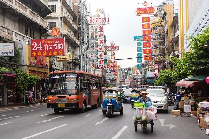 Bangkok: Michelin Guide Street Food Tour by Tuk Tuk - Key highlights you’ll care about