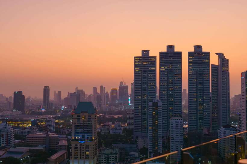 Bangkok: Mojjo Rooftop Lounge & Bar Food & Beverage Package - The Food and Beverage Package: Where Your $31 Gets Real Value