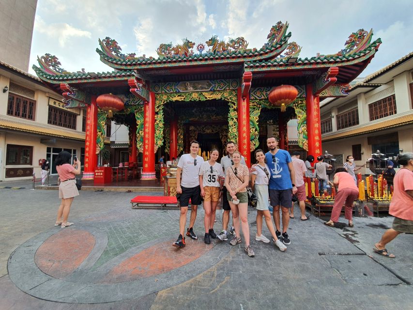 Bangkok: Must things to see in China town, Small group - Key Highlights You Can Bank On