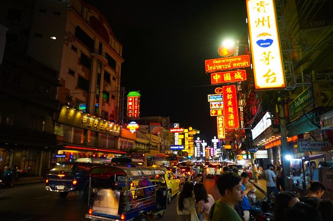 Bangkok Night Michelin Foodie Tour in Chinatown with 15+ tastings - What “15+ tastings” really means in Chinatown