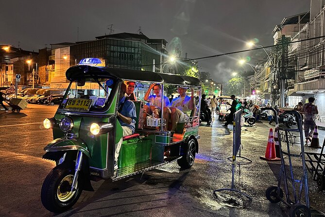 Bangkok Night Tour: Food, Temple & Tuk-Tuk - Key highlights you will feel right away