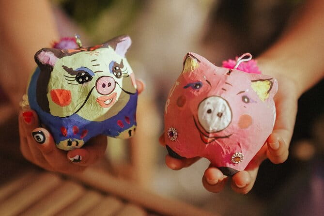 Bangkok Night Tour : Perfect Strangers - Stop 2: Banmookadas Craft Time at Baan Moo Kadas House