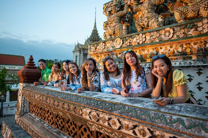 Bangkok Night Tour: Wat Arun, Wat Pho, Chinatown & Tuk Tuk Ride - Wat Pho at night: a calmer look at the reclining Buddha