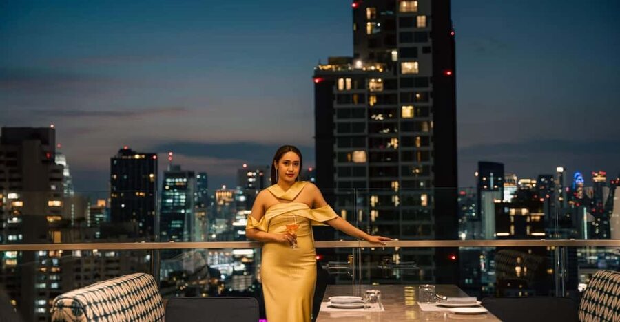 Bangkok: Nimitr Rooftop by 137 Pillars - Drinks and atmosphere: chic, and a little bit of nuance