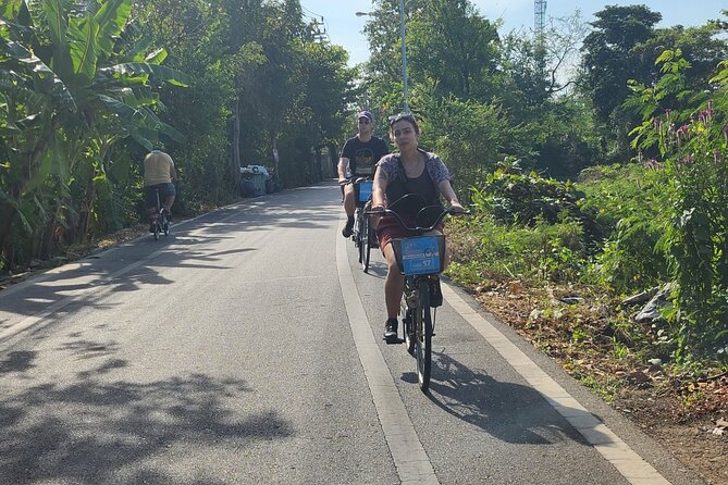 Bangkok Oasis Breezy Bike Tour - Stop 3: Ban Bo cycling routes, farms, temples, and dessert breaks