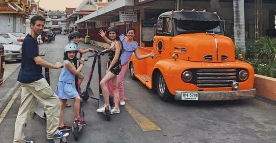 Bangkok : Old City Guided E-Scooter &/or Bike Tour - Meeting at Bangkok FunRide and Picking Your Ride