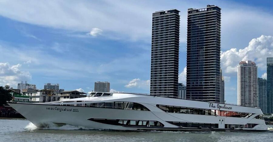 Bangkok: Opulence Luxury Chao Phraya Dinner Cruise - The 2-Hour Plan, From Welcome Dance to Docking Back