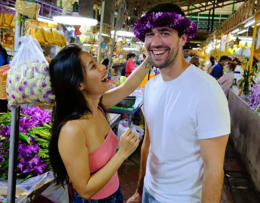 Bangkok: Private and All-Inclusive Instagram Tour - Wat Benchamabophit: starting strong with a classic temple stop
