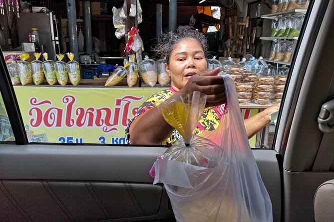 Bangkok: Private Ayutthaya and Bang Pa-In Summer Palace Tour - Wat Lokayasutharam (Temple of the Reclining Buddha): a dramatic reset