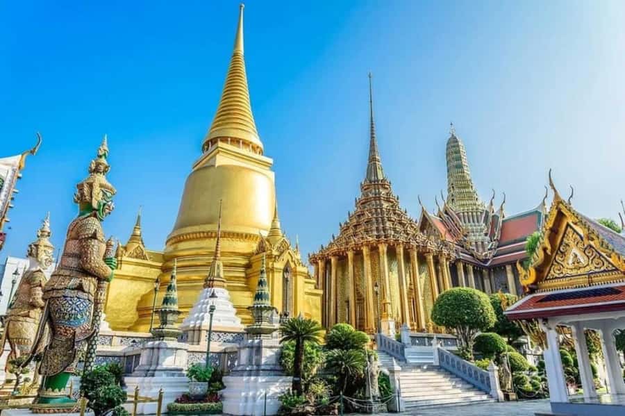 Bangkok: Private Charter with Customizable Route - Wat Saket, viewpoints, and flexible temple add-ons