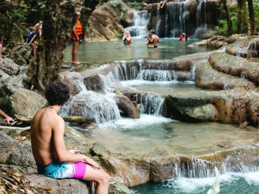 Bangkok: Private & Customized Kanchanaburi Tour - Caves, cemeteries, dams, and waterfalls, how to add variety without burning out
