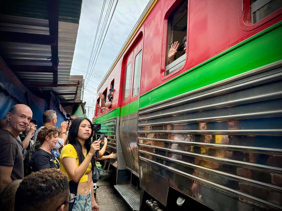 Bangkok: Private Floating Market and Train Market Experience - Short Van Transfer to the Canals: A Breather Between Big Stops