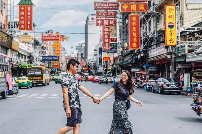 ️ Bangkok Private Instagram Tour: All-Inclusive - Photo game plan: guide poses, retakes, and your phone’s battery
