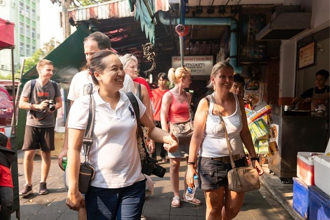 Bangkok Private & Personalised Experience with a Local (2-8hrs) - Starting near Rama I Road: a meeting point that’s actually workable