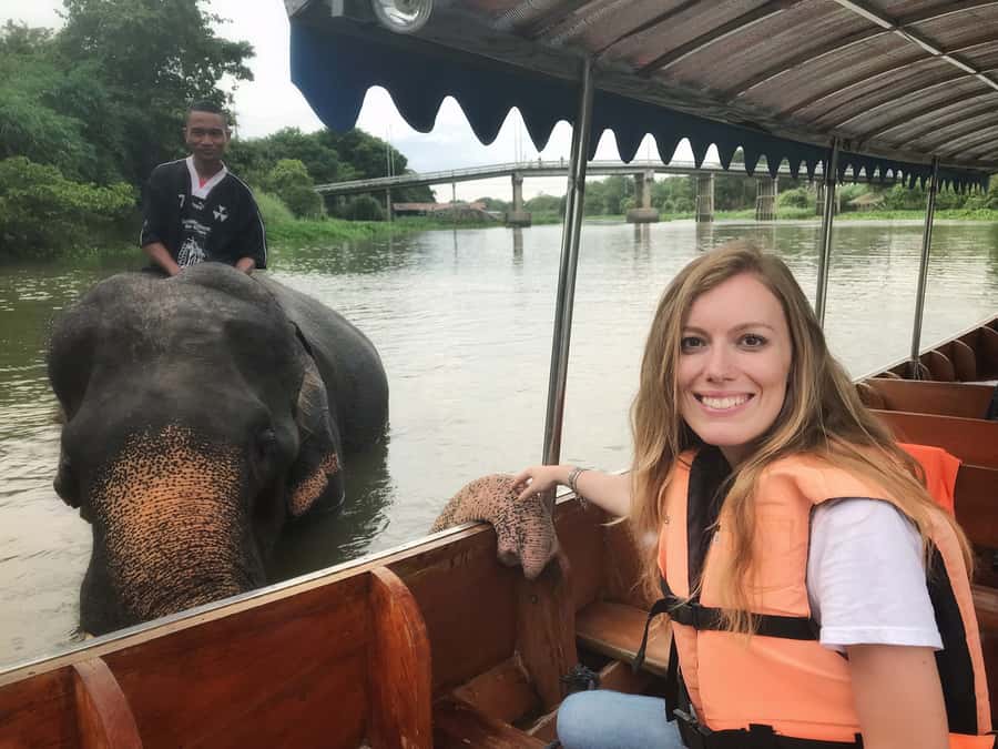 Bangkok: Private Trip to Ayutthaya Temples & Night Market - Key highlights at a glance