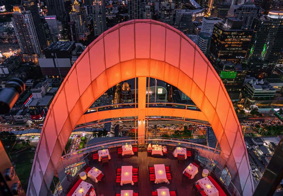 Bangkok: Red Sky Restaurant 55th Floor - Red Sky on the 55th floor: why the view changes the whole meal