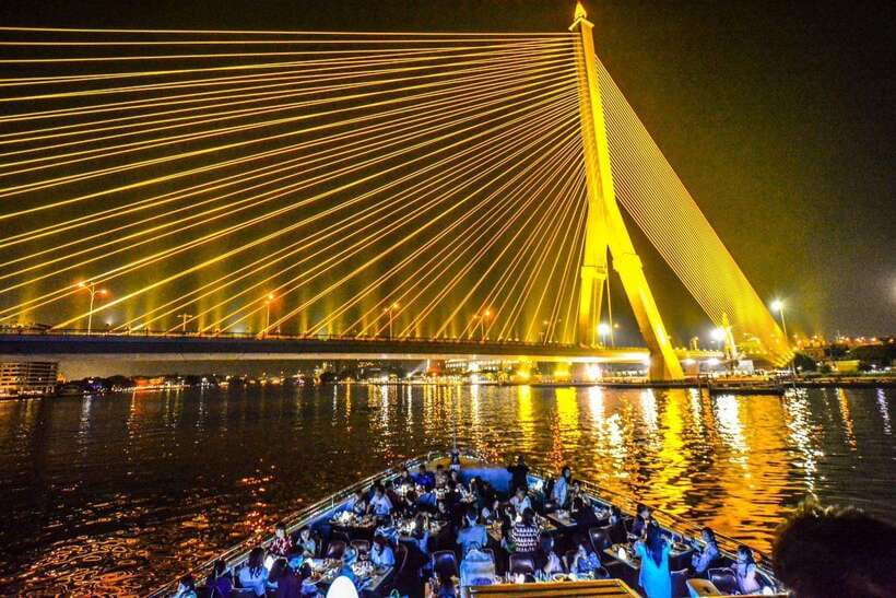Bangkok: Royal Princess River Dinner Cruise with Live Music - Key things to know before you go
