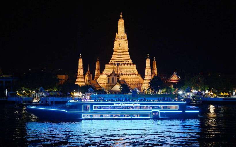 Bangkok: Royal Princess River Dinner Cruise with Live Music - Getting to Asiatique, and why the ticket exchange is non-negotiable
