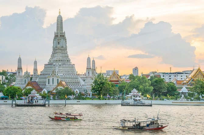 Bangkok Royal Road - Top 3 Major Monuments (Grand Palace, Wat Pho, Wat arun) - Grand Palace and Wat Phra Kaew: the Emerald Buddha focus