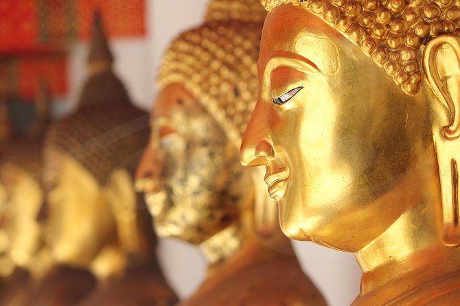Bangkok Royal Road - Top 3 Major Monuments (Grand Palace, Wat Pho, Wat arun) - Timing, pacing, and small-group benefits