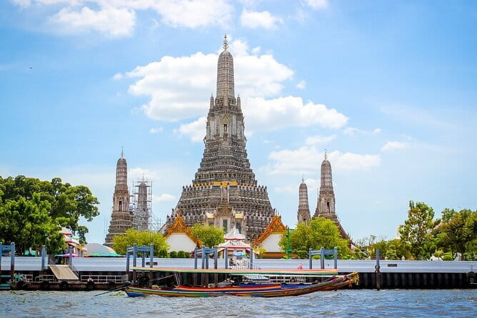 Bangkok's Best: City Highlights & Floating Market Private Tour - Maeklong Railway Market: When You Have to Time Your Stop