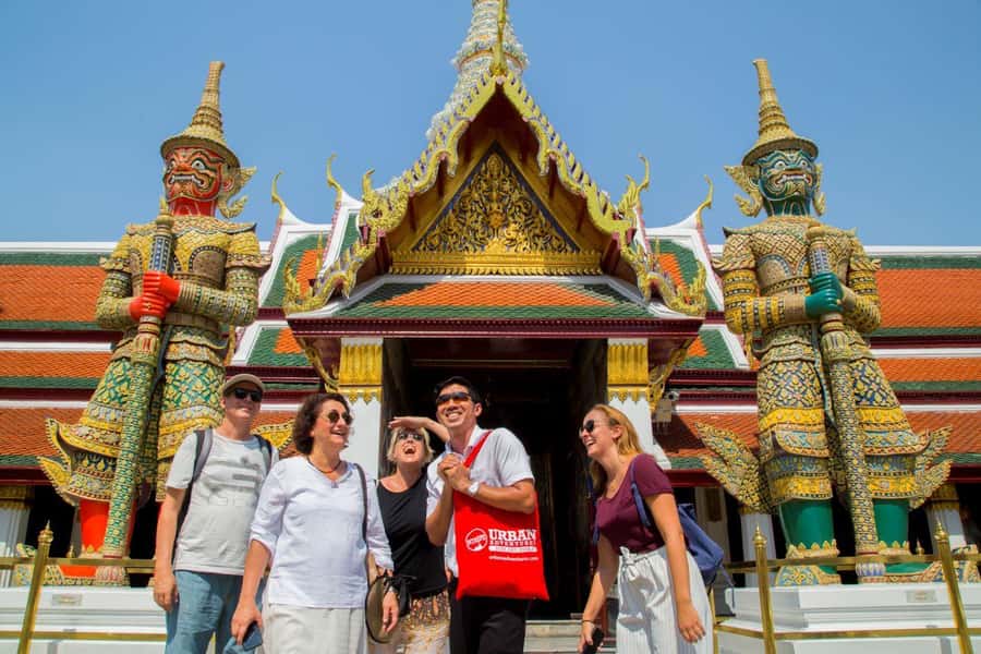 Bangkok's Highlights by Longtail Boat and on Foot - Meeting at Sanam Chai MRT and heading straight to the pier