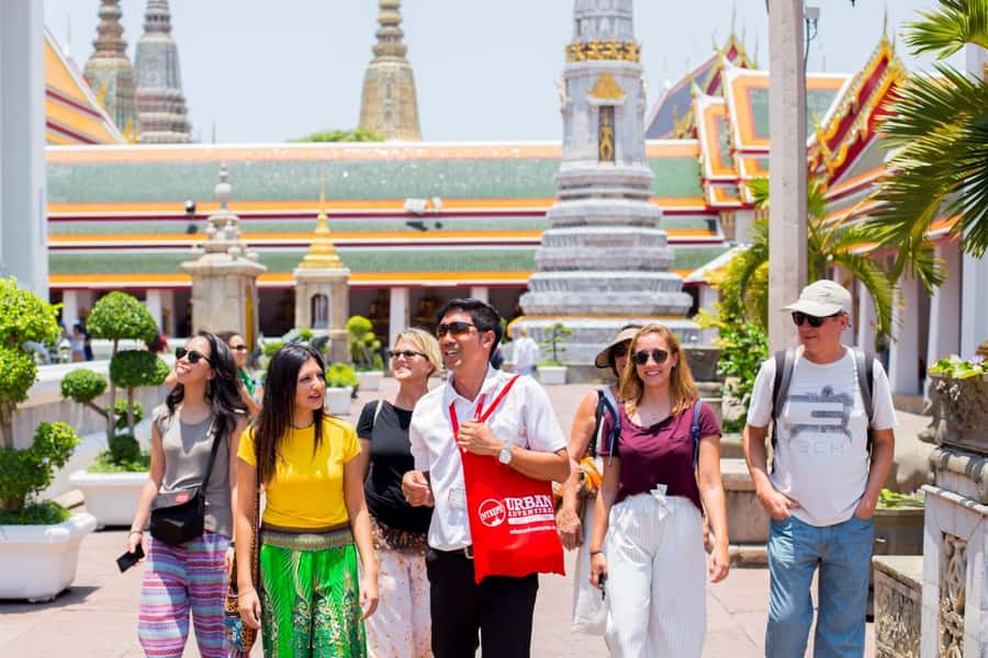 Bangkok's Highlights by Longtail Boat and on Foot - How the boat and walking add up in a 5-hour day