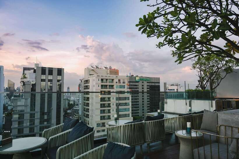 Bangkok: Sky on 20 Rooftop Bar With Free Flow Drinks - Price and Value: Why $46 for Up to 2 Can Make Sense