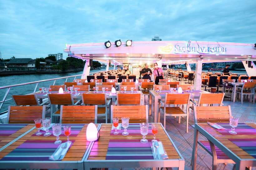Bangkok: Smile Riverside Dinner Cruise - Key Points You’ll Notice on This Cruise