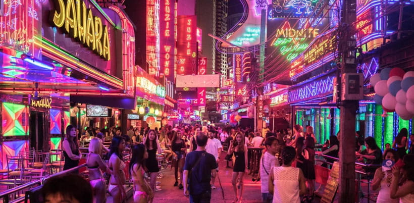 Bangkok: Soi Cowboy, Nana, Soi 11, Rooftops, Clubs & Go Go’s - Penny Black Asoke on Soi Cowboy, a social first nightlife hit