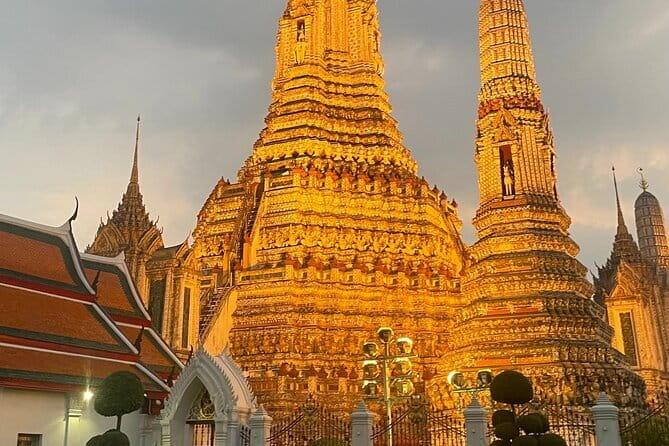 Bangkok : Sunset Food tour by Tuk Tuk boat with big Buddha view - Price and value: what your $85 is really paying for