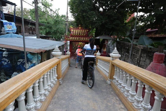 Bangkok Sunset Ride - Why this Bangkok sunset ride works better than a bus or tuk-tuk