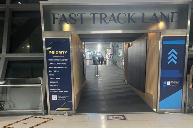 Bangkok Suvarnabhumi Airport VIP Fast-Track Lane Service - VIP Lounge Comfort, Practical Use, and Timing Tips
