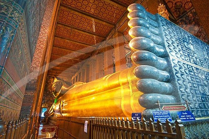 Bangkok Temples Tour, Including Reclining Buddha at Wat Pho - The guide and group size, the difference between cultural value and a rushed ride